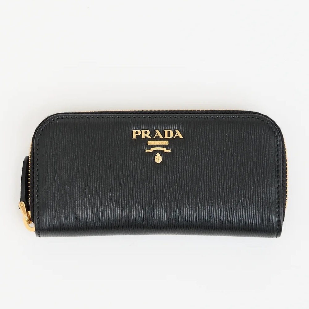 Prada Black Saffiano Leather Key Holder in Black - Picture 2 of 4